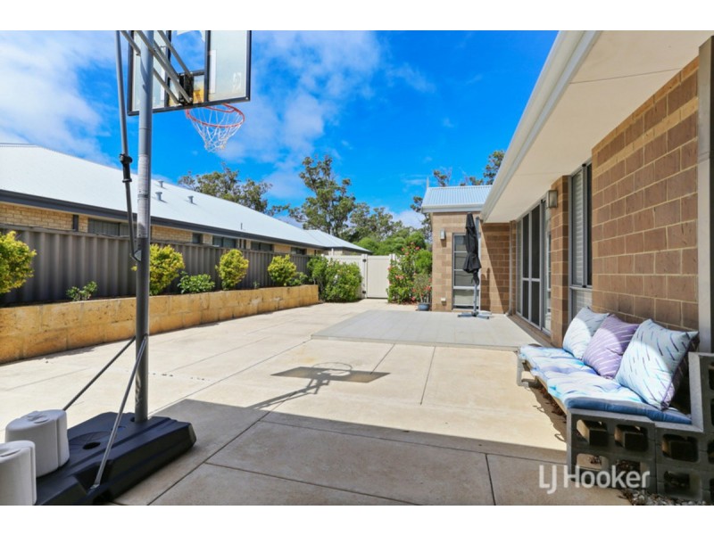 58 Gutmann Parkway, Dalyellup WA 6230