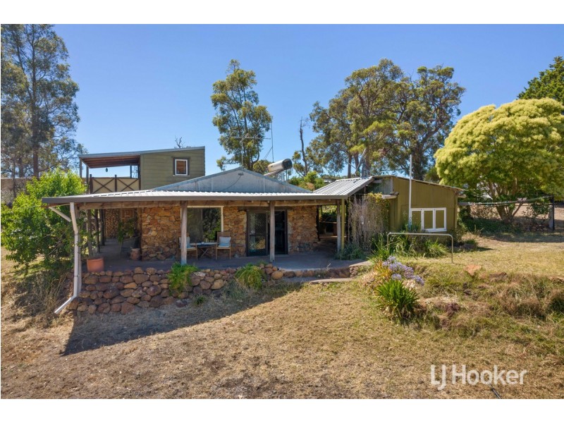 1068 Coalfields Road, Worsley WA 6225