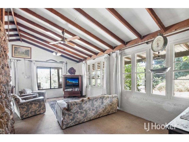 1068 Coalfields Road, Worsley WA 6225