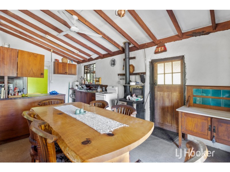 1068 Coalfields Road, Worsley WA 6225