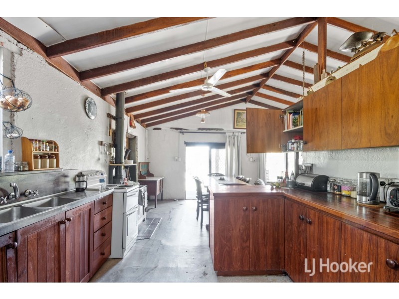 1068 Coalfields Road, Worsley WA 6225