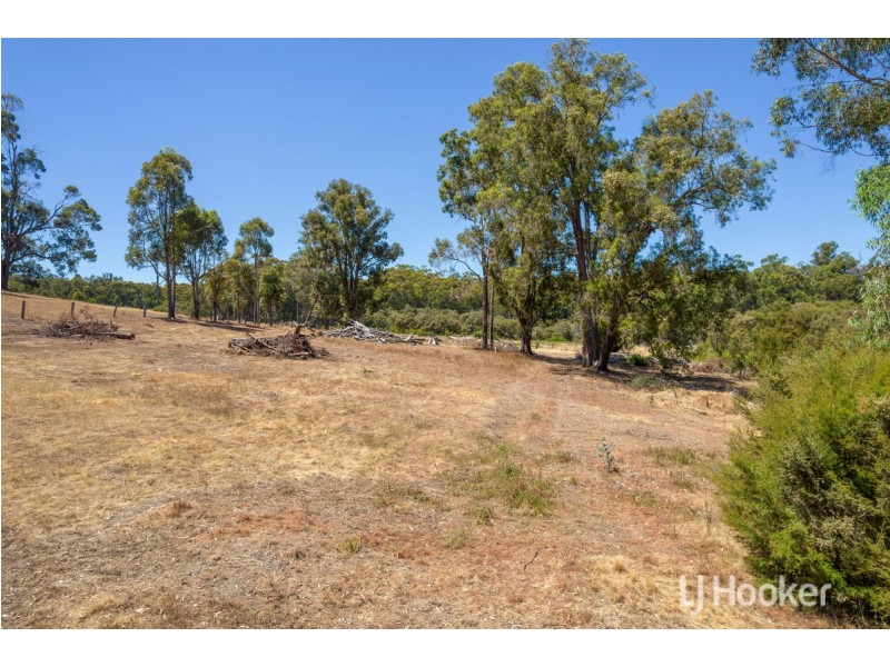 1068 Coalfields Road, Worsley WA 6225