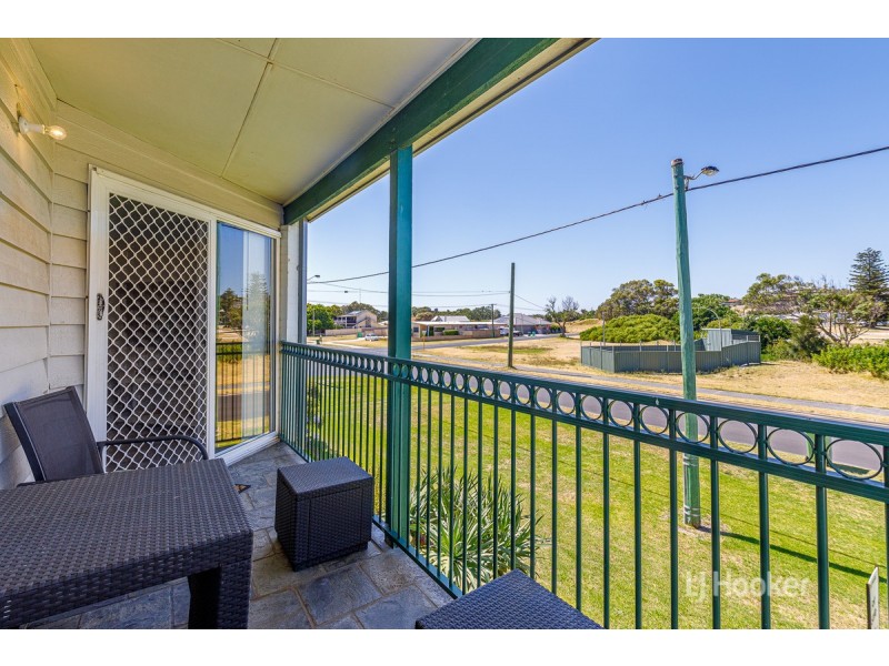 2/12 Holywell Street, South Bunbury WA 6230