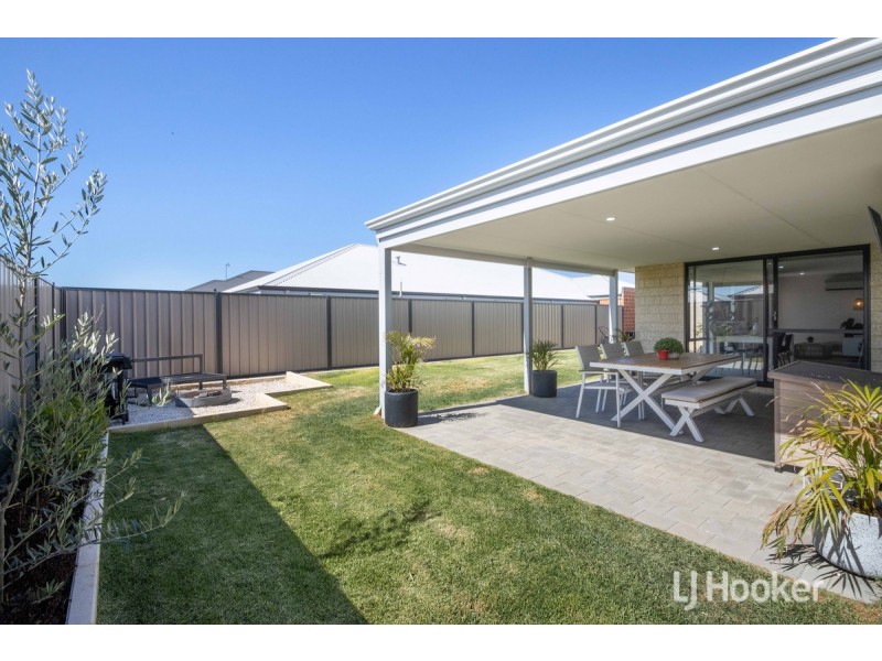 8 Galah Way, Australind WA 6233