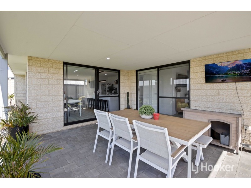8 Galah Way, Australind WA 6233