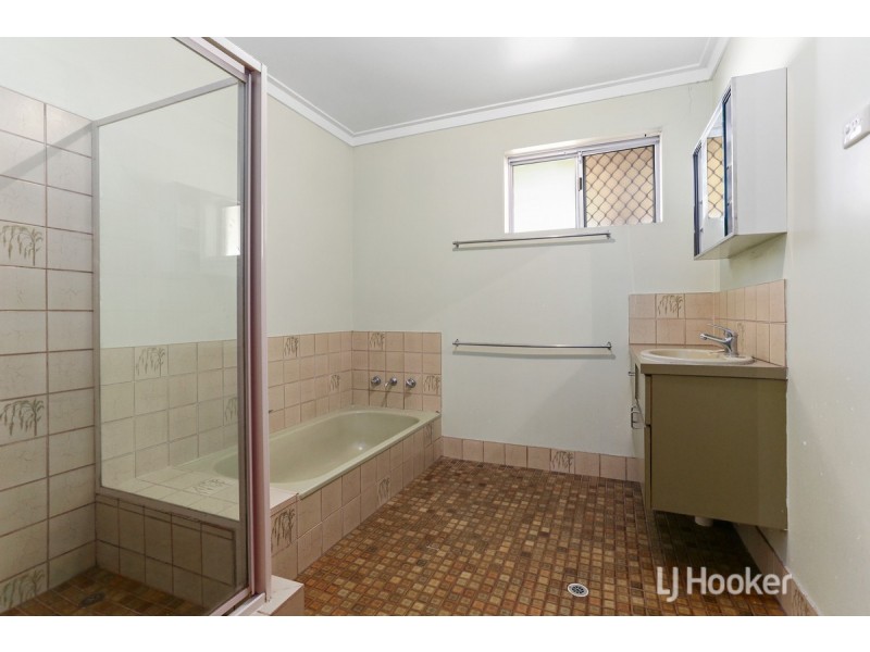 5 Bolton Way, Collie WA 6225