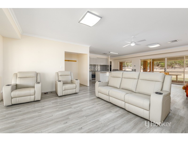 227 Bourne Loop, Stratham WA 6237