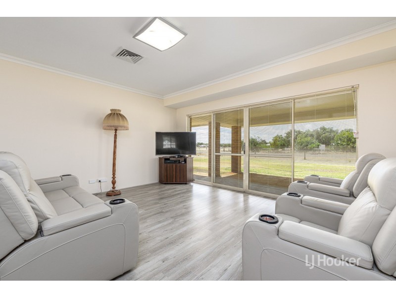 227 Bourne Loop, Stratham WA 6237