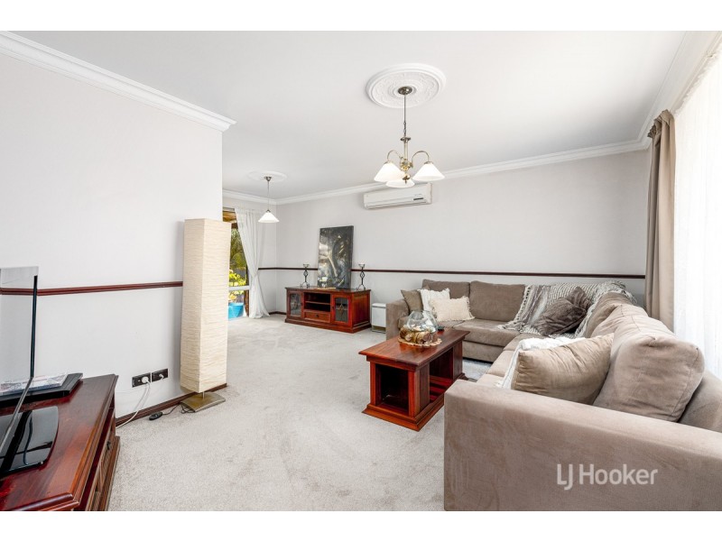 11 Kurrajong Circle, Glen Iris WA 6230