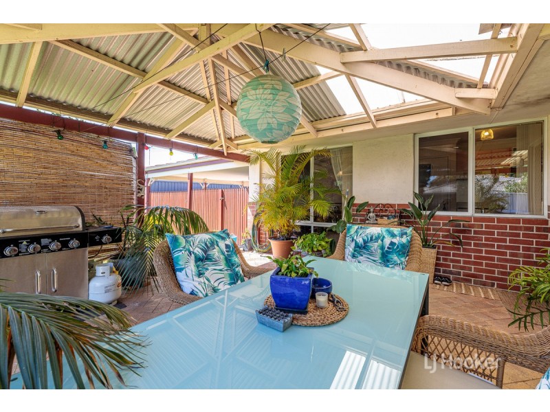 11 Kurrajong Circle, Glen Iris WA 6230