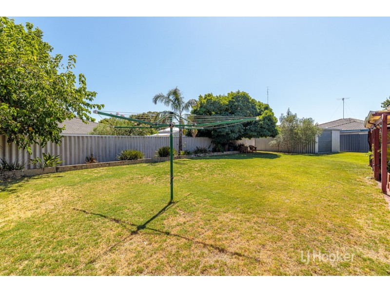 11 Kurrajong Circle, Glen Iris WA 6230