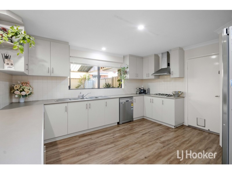 12 Azurite Drive, Australind WA 6233