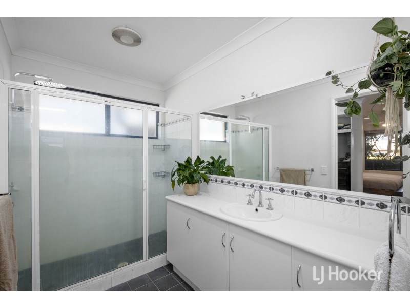 12 Azurite Drive, Australind WA 6233