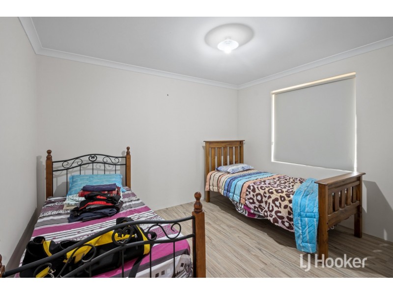 11 Wellington Boulevard, Collie WA 6225