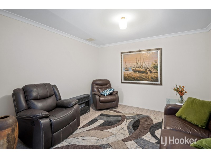 11 Wellington Boulevard, Collie WA 6225