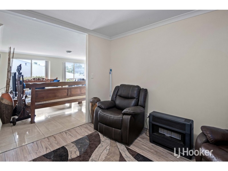 11 Wellington Boulevard, Collie WA 6225