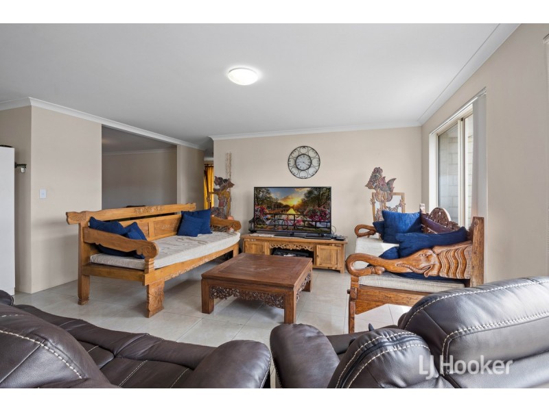 11 Wellington Boulevard, Collie WA 6225