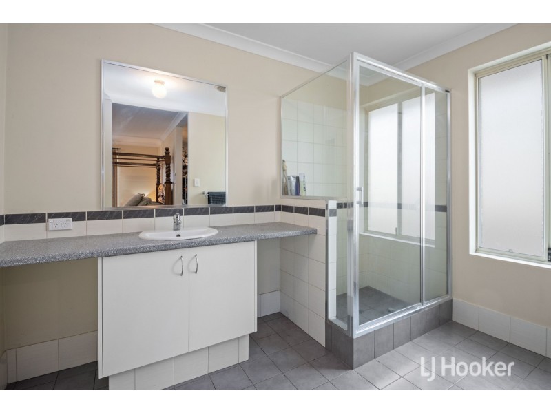 11 Wellington Boulevard, Collie WA 6225