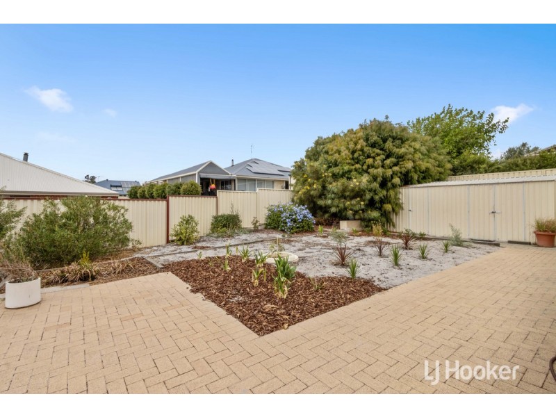 11 Wellington Boulevard, Collie WA 6225