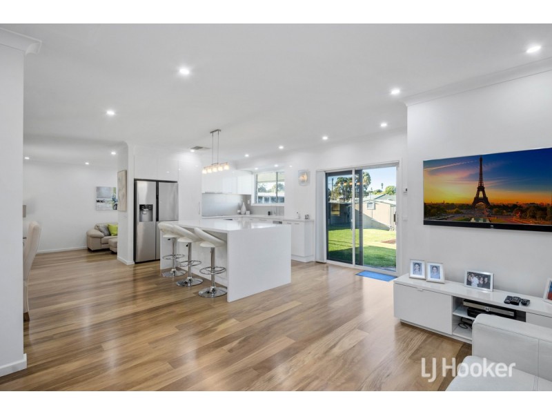 18 Deakin Street, Collie WA 6225