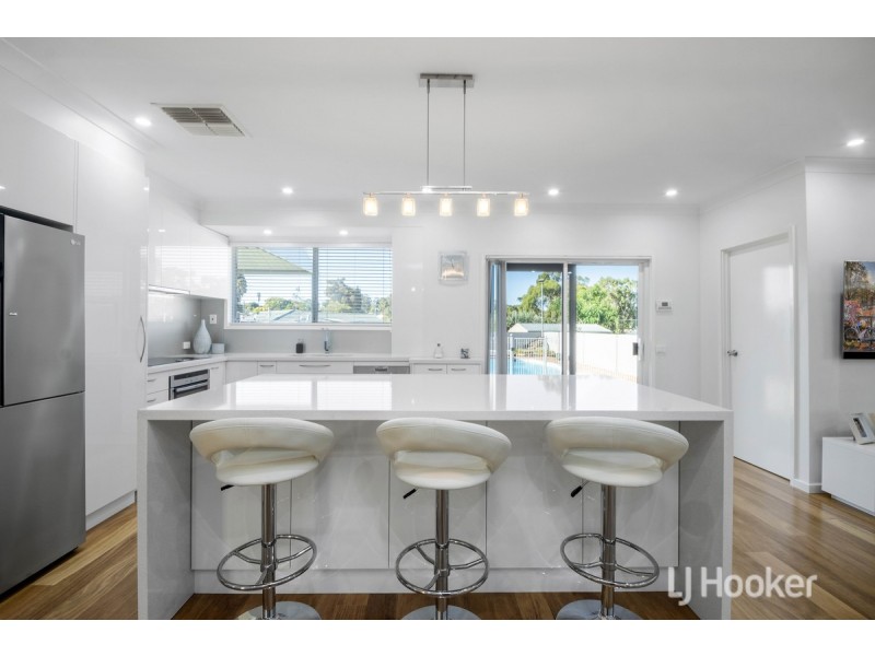 18 Deakin Street, Collie WA 6225