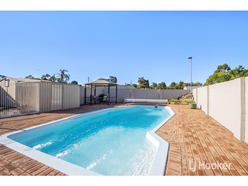 18 Deakin Street, Collie WA 6225