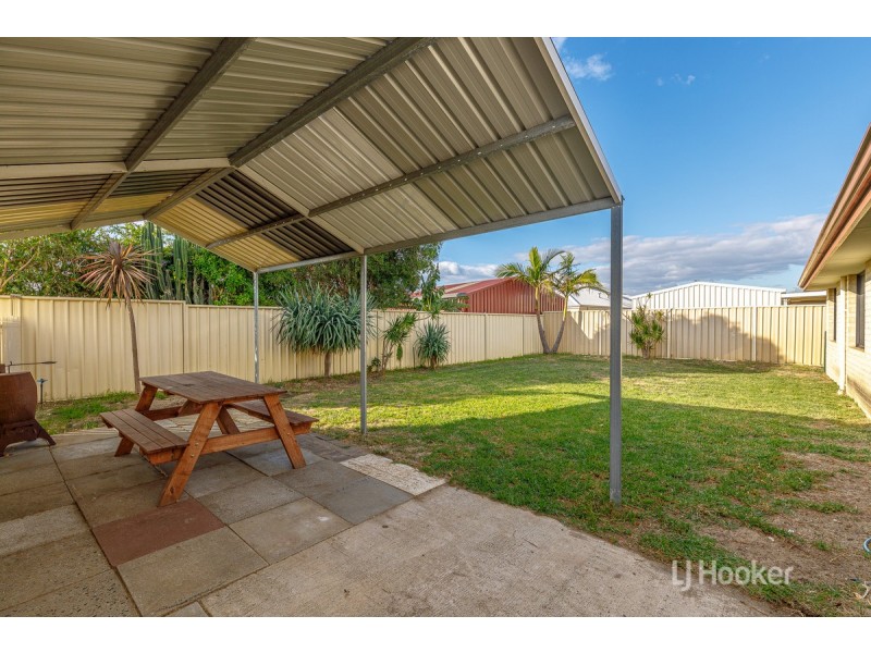 15 Cleveland Bay Avenue, Eaton WA 6232