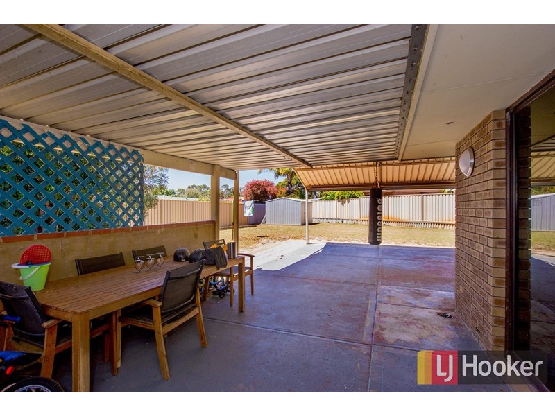 12 Fowler Court, Eaton WA 6232