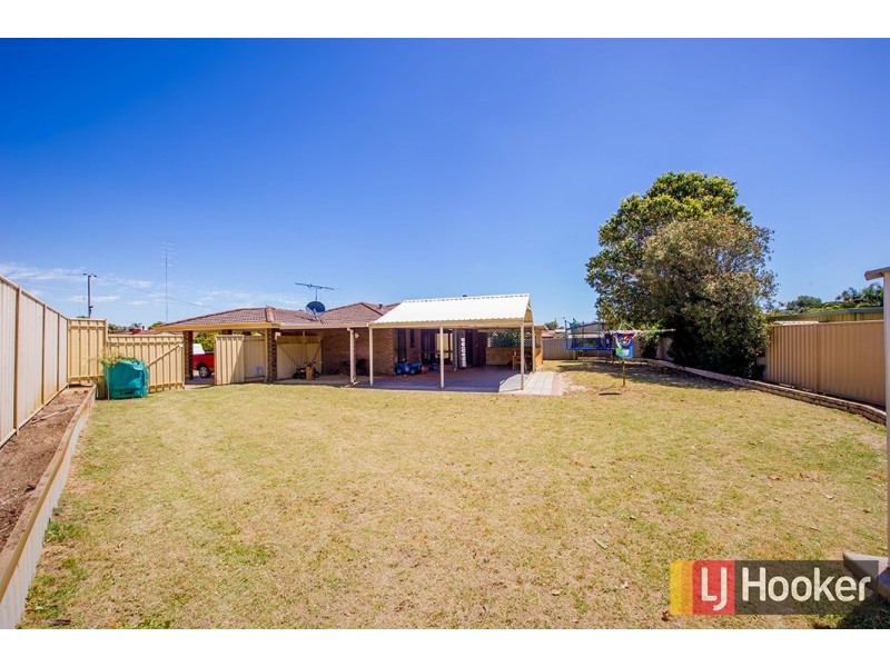 12 Fowler Court, Eaton WA 6232