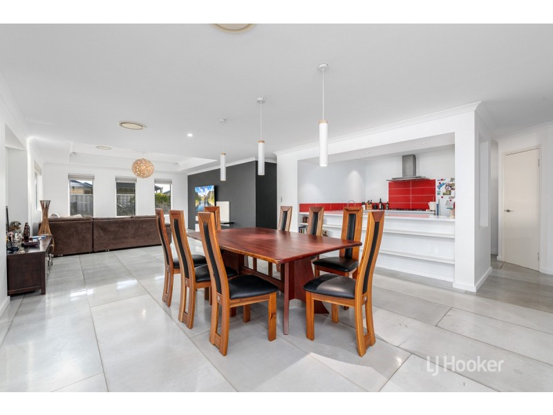 11 Kambany Approach, Dalyellup WA 6230