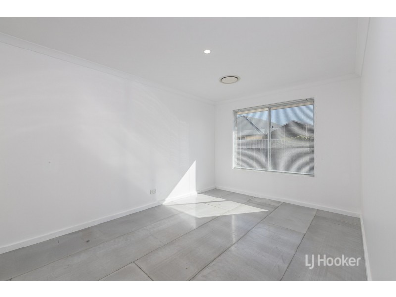 11 Kambany Approach, Dalyellup WA 6230