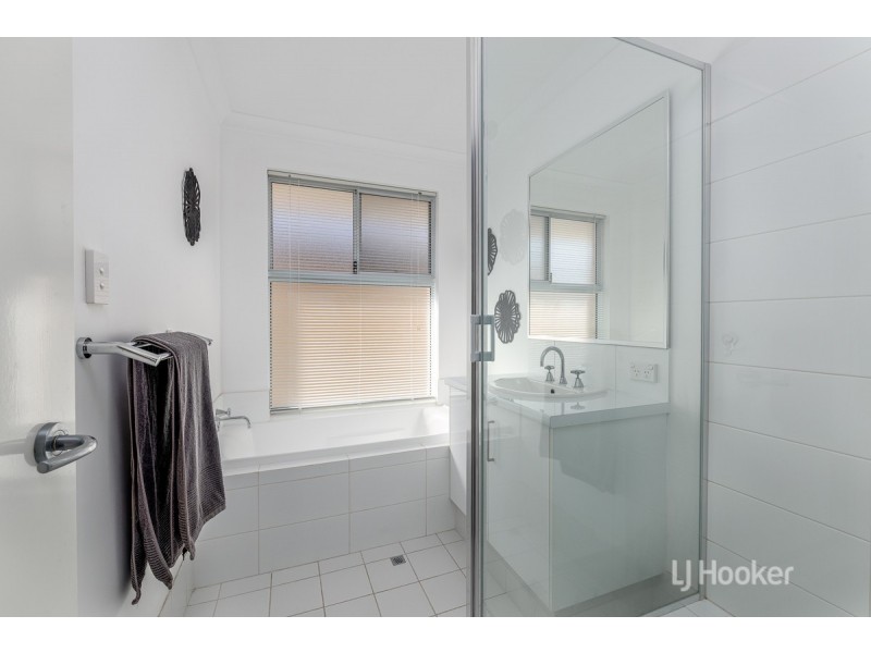 11 Kambany Approach, Dalyellup WA 6230