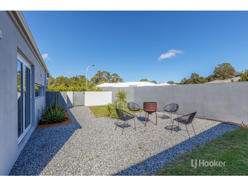 11 Kambany Approach, Dalyellup WA 6230