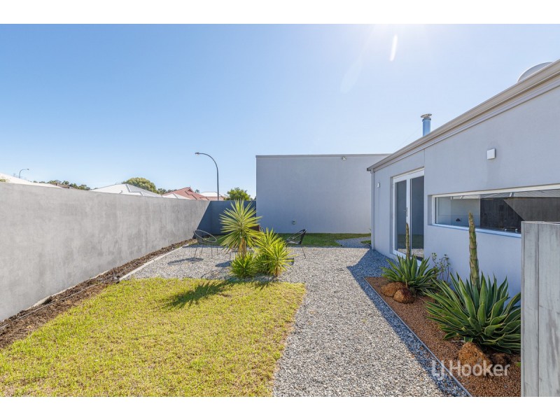 11 Kambany Approach, Dalyellup WA 6230