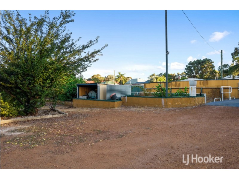 109 Atkinson Street North, Collie WA 6225