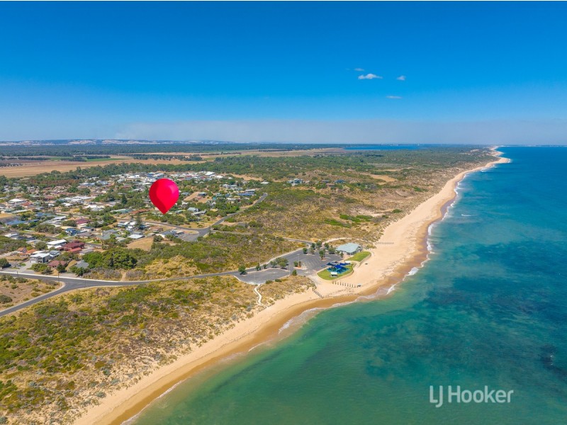 16 Coronation Drive, Binningup WA 6233