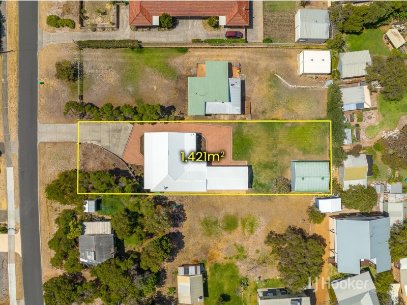 16 Coronation Drive, Binningup WA 6233