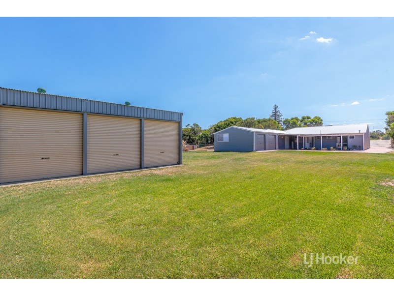 16 Coronation Drive, Binningup WA 6233