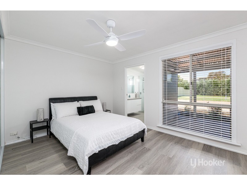 16 Coronation Drive, Binningup WA 6233
