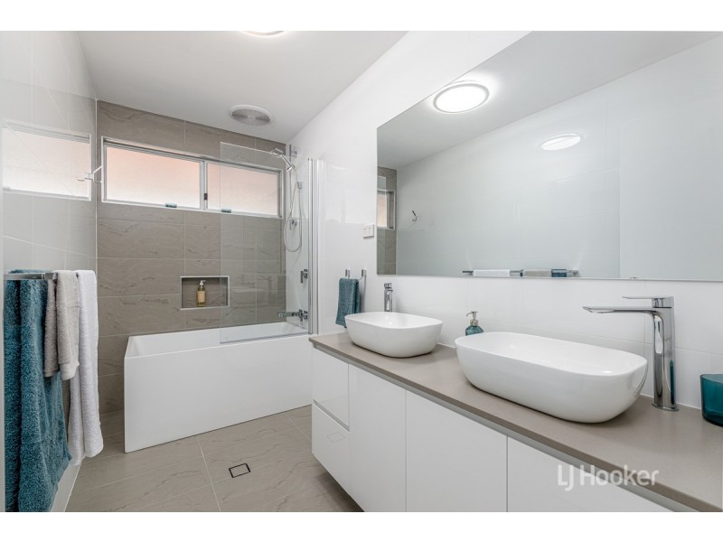 16 Coronation Drive, Binningup WA 6233