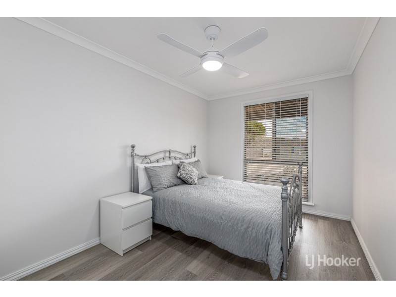 16 Coronation Drive, Binningup WA 6233