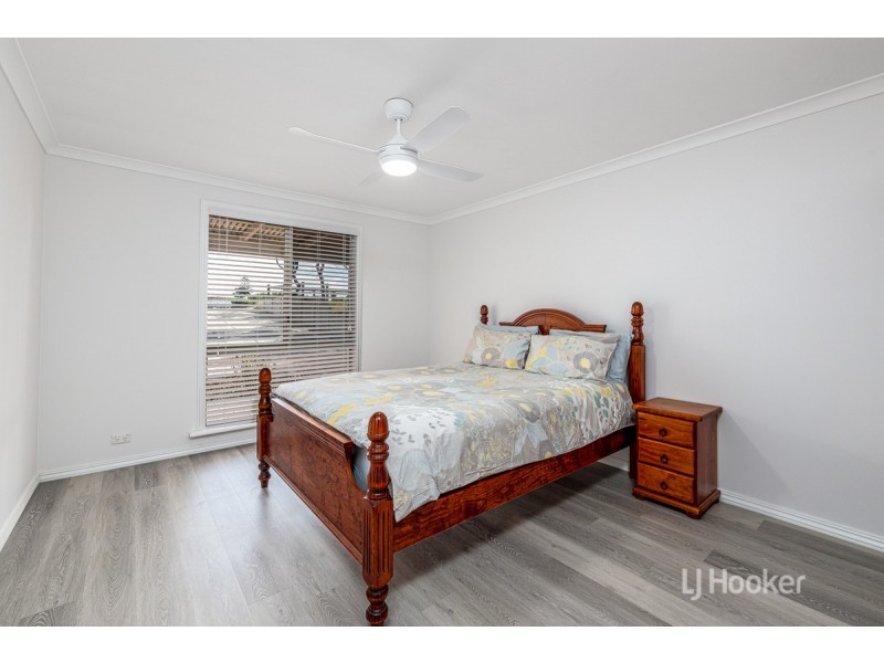 16 Coronation Drive, Binningup WA 6233