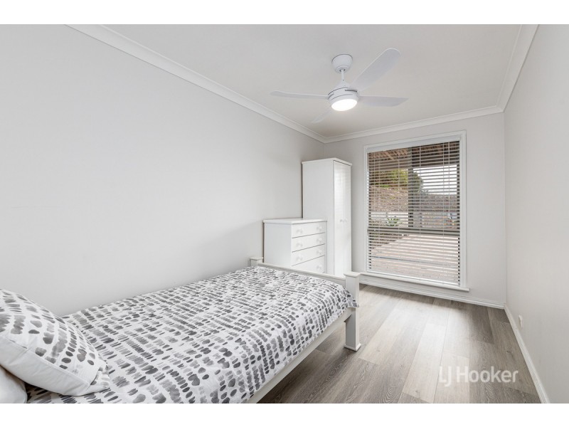 16 Coronation Drive, Binningup WA 6233
