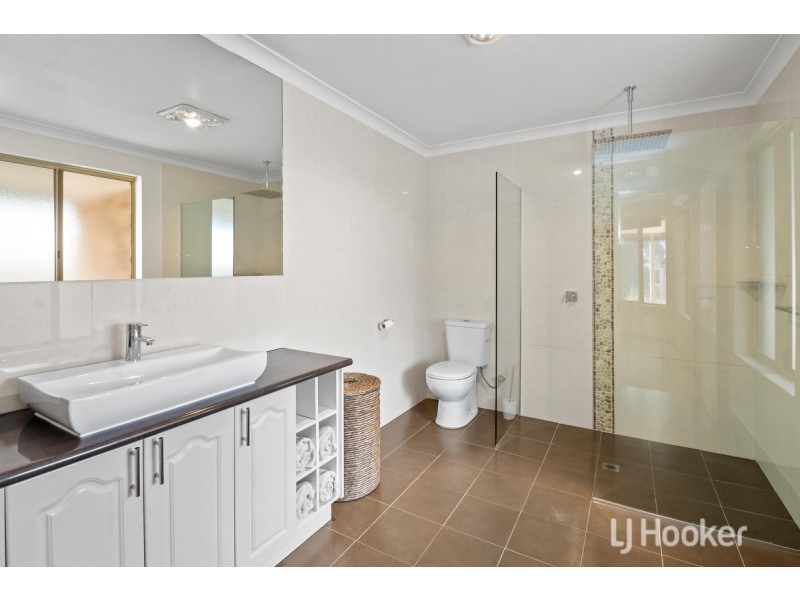 7 River Avenue, Collie WA 6225