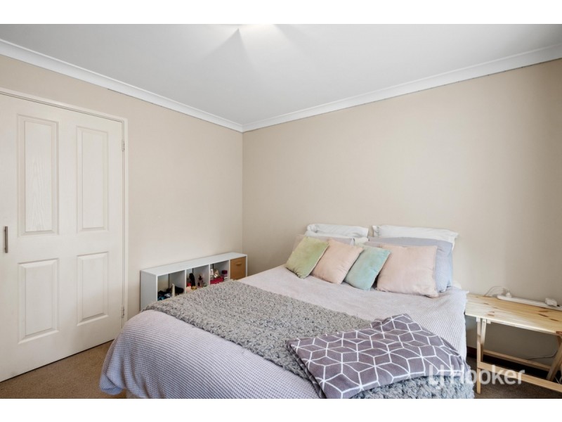 7 River Avenue, Collie WA 6225