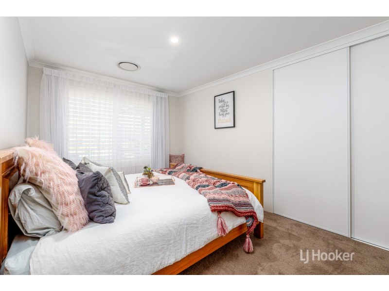 10 Ammolite Way, Australind WA 6233