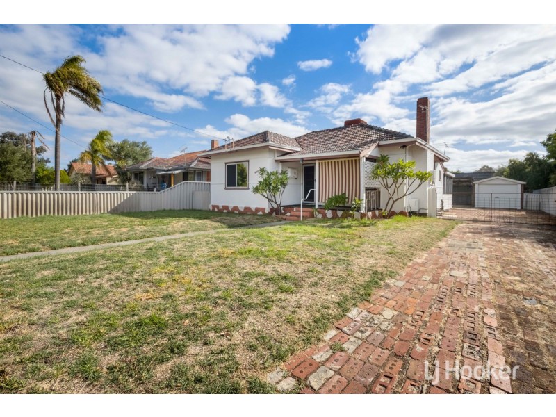 16 Jindee Street, Carey Park WA 6230