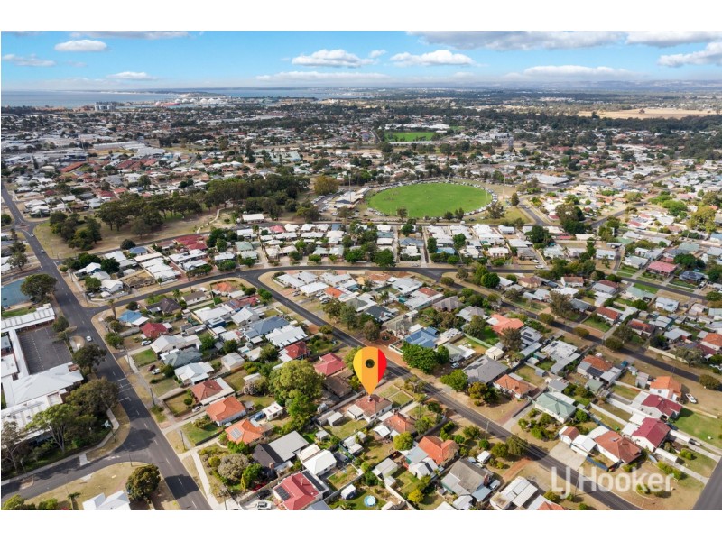 16 Jindee Street, Carey Park WA 6230