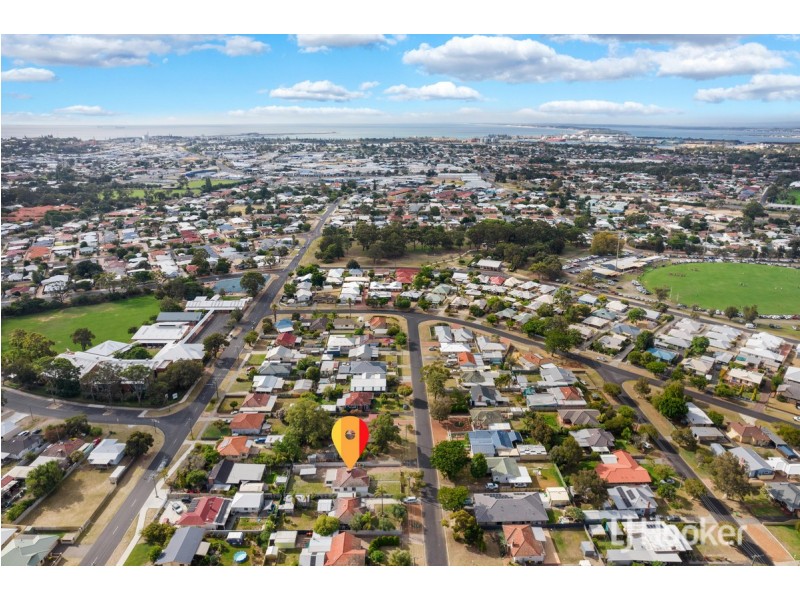 16 Jindee Street, Carey Park WA 6230