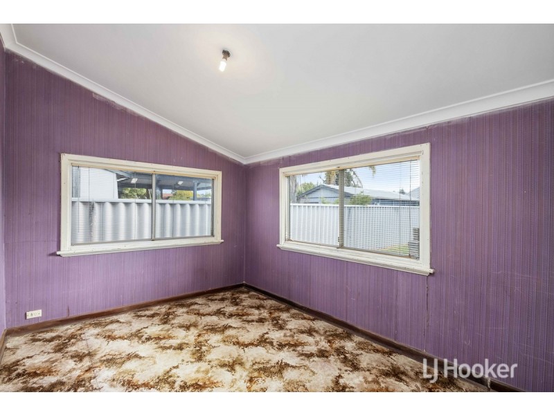 16 Jindee Street, Carey Park WA 6230